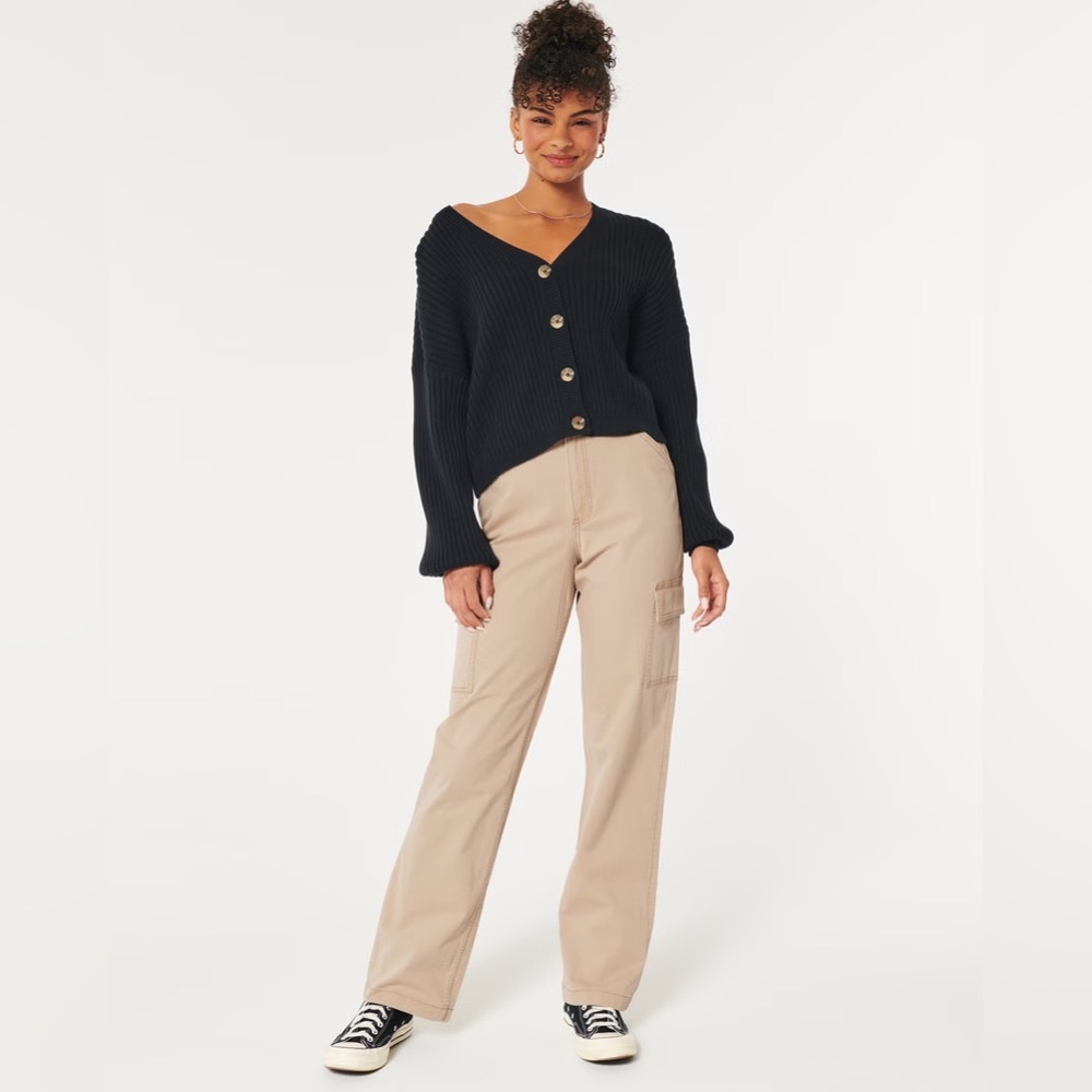 Hollister ULTRA HIGH-RISE CARGO DAD PANTS in Khaki